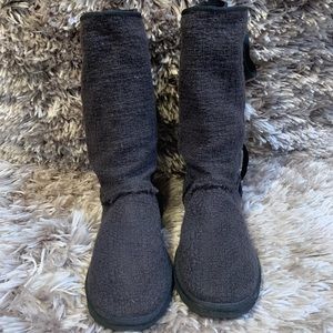 UGG AUTHENTIC DARK GRAY KNIT BOOTS WITH RIBBON TIE